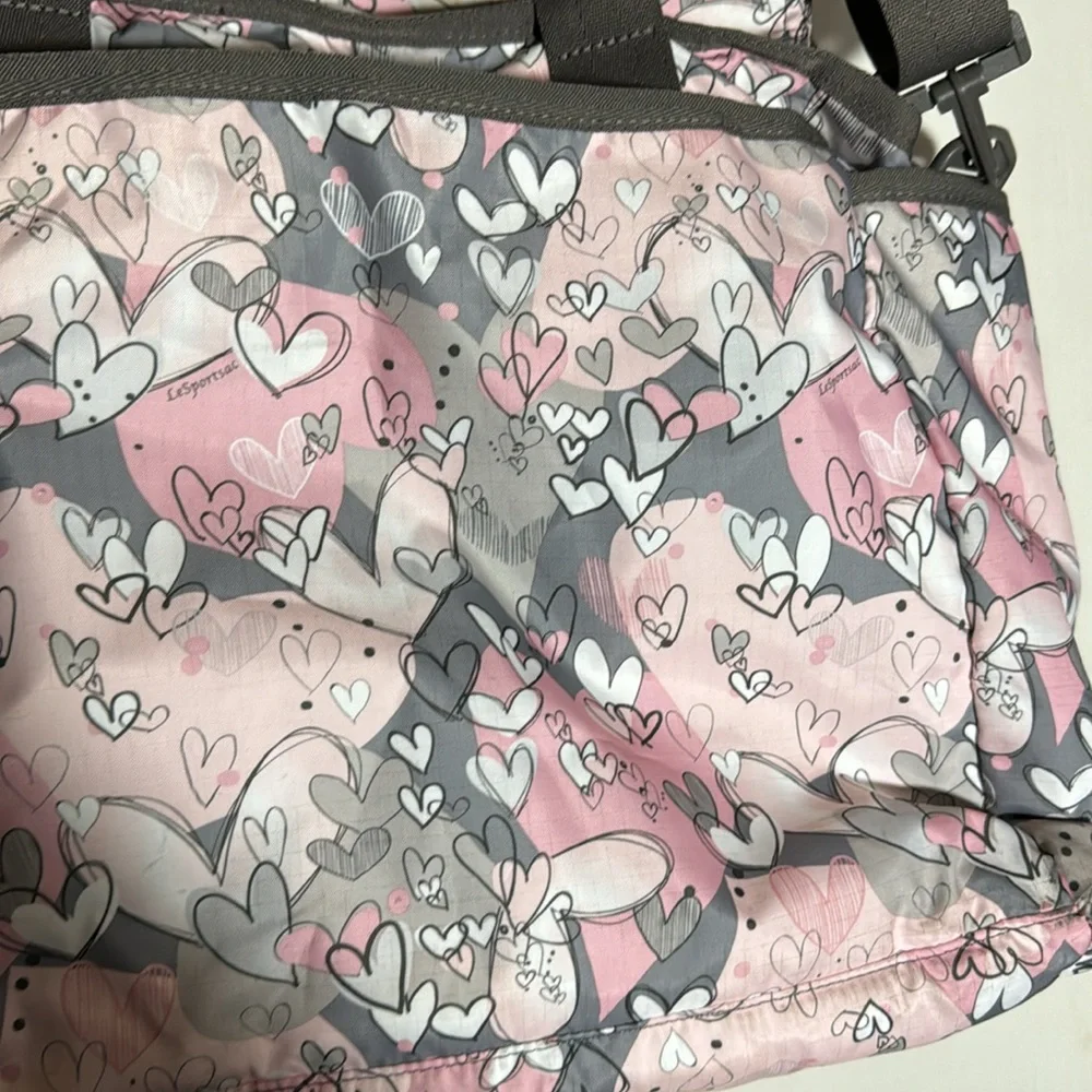 LeSportsac Ryan Diaper Bag Ryan Baby Diaper Tote Bag in Pink Gray Hearts